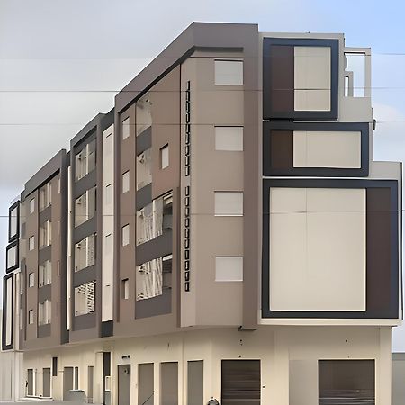 Elegant S1 Meuble Garde A Ariana -Tunis Exterior foto