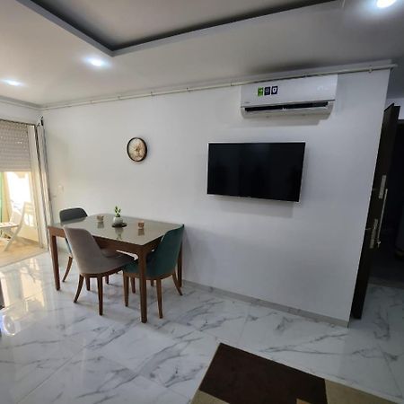 Elegant S1 Meuble Garde A Ariana -Tunis Exterior foto